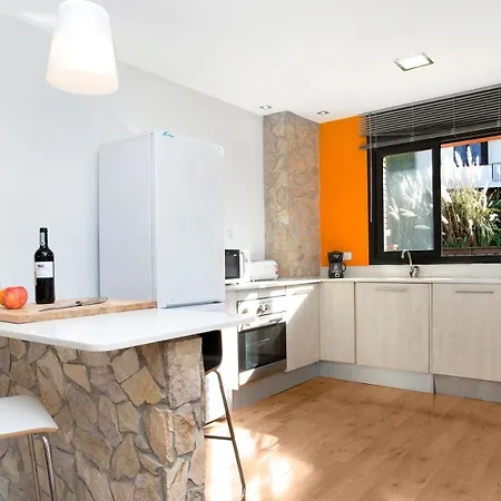 Sleeps 8 Вілла
